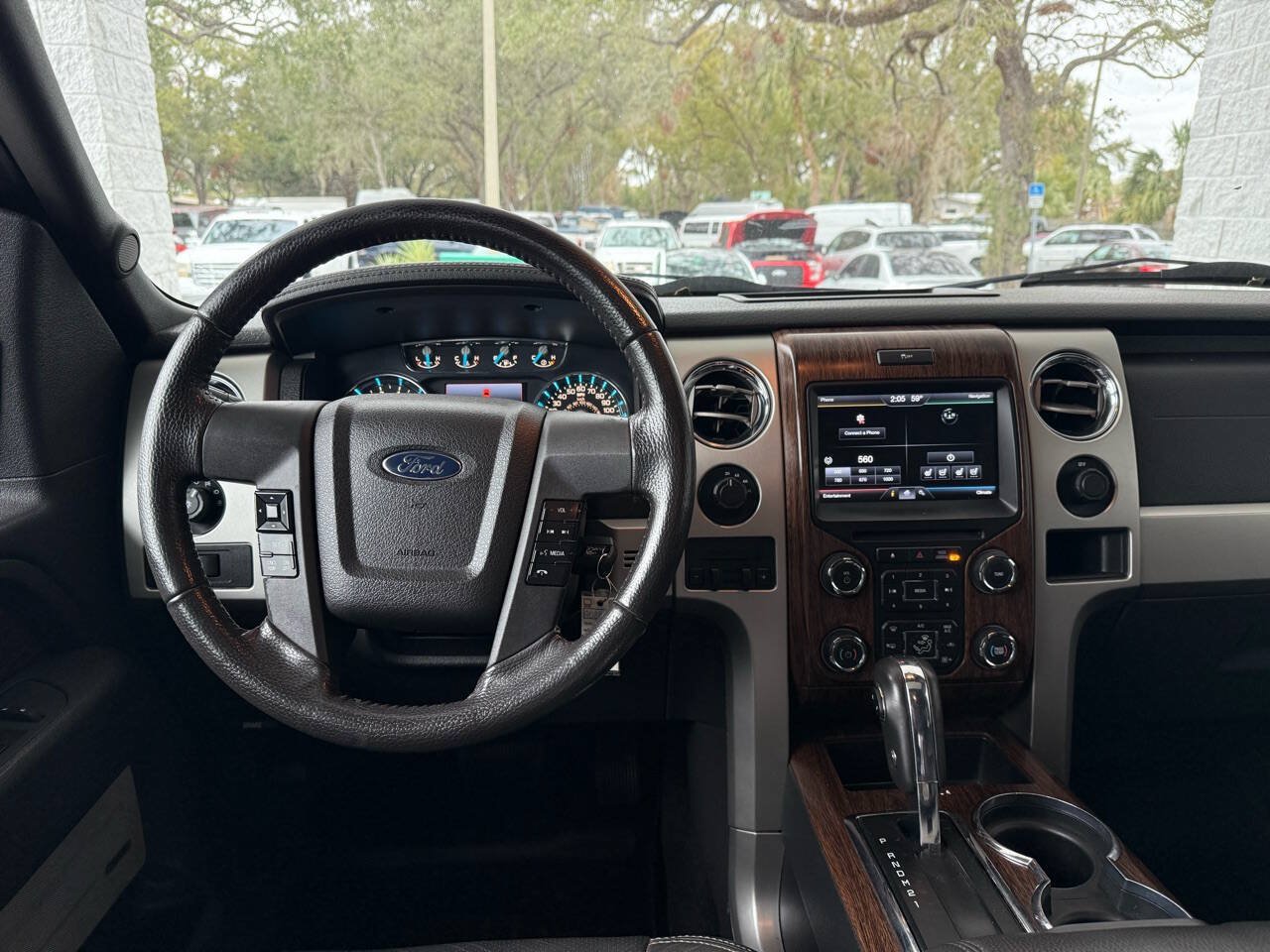 Used 2014 Ford F150 Lariat w/ Equipment Group 502A Luxury AWD/4WD image 6
