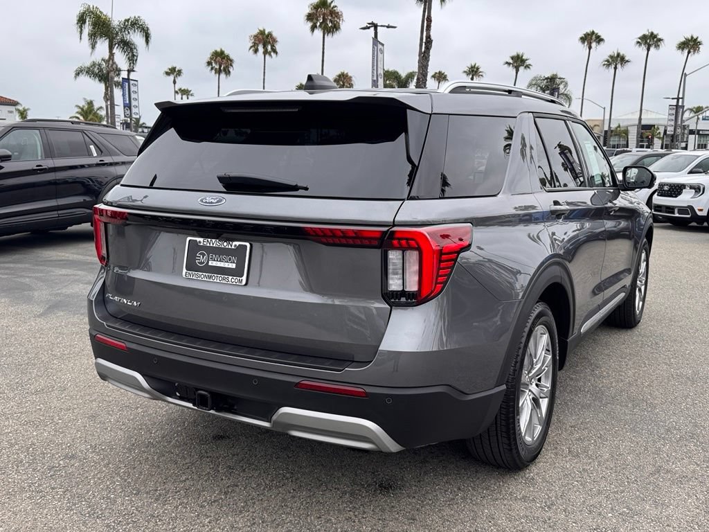 Used 2026 Ford Explorer Platinum RWD image 12