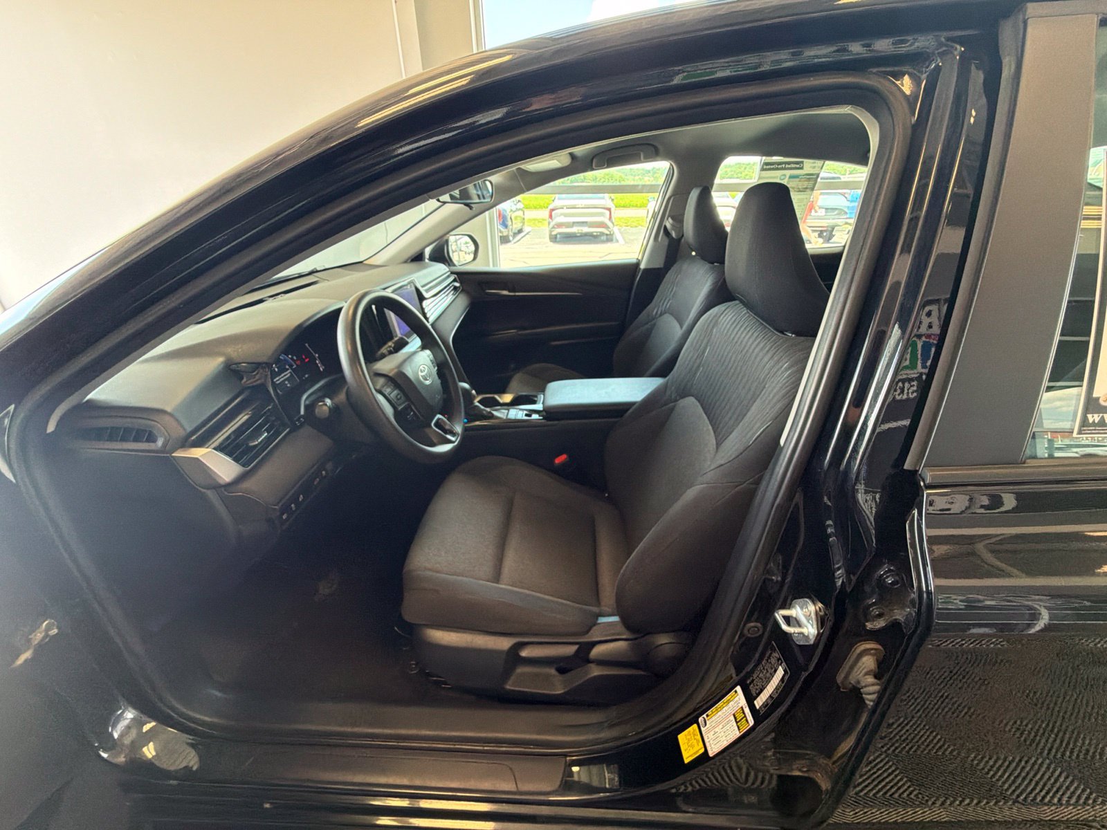 Used 2025 Toyota Camry LE FWD image 14