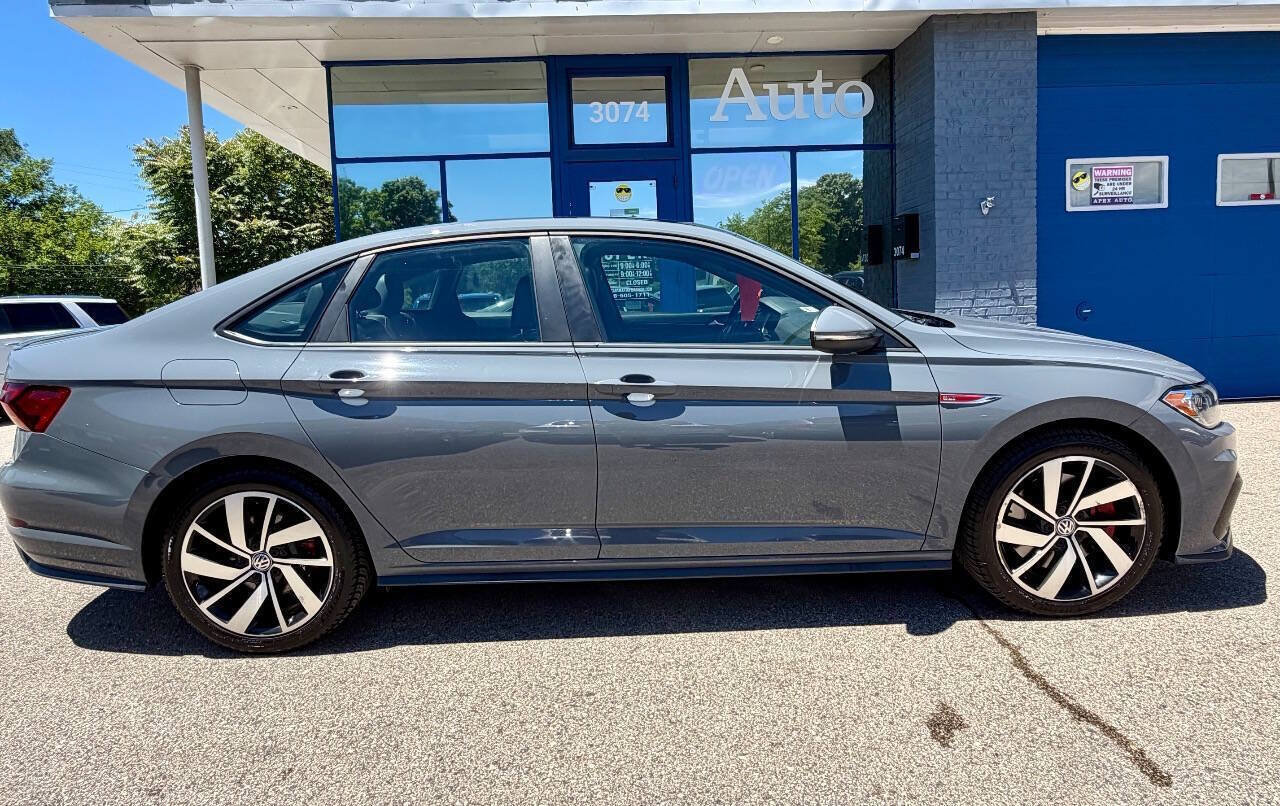 Used 2019 Volkswagen Jetta GLI Autobahn FWD image 2