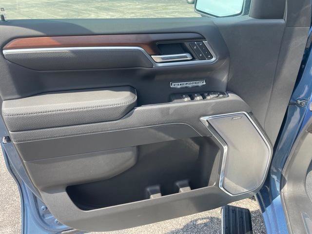 New 2025 GMC Sierra 1500 Denali image 9
