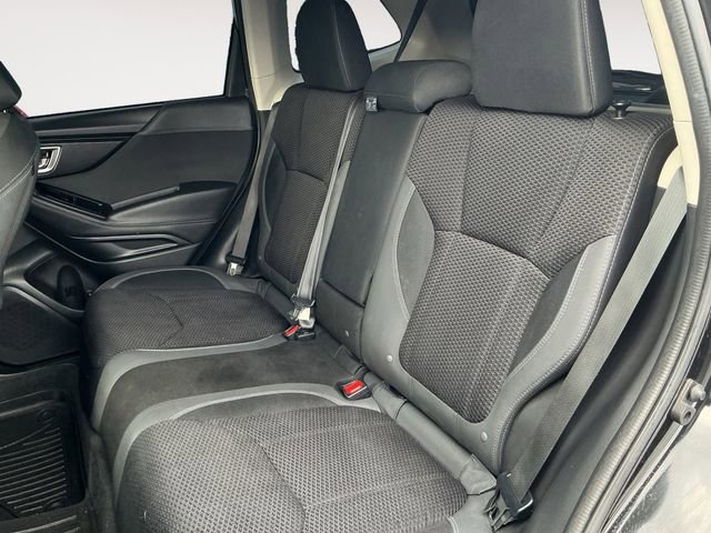 Used 2023 Subaru Forester Premium AWD/4WD image 6