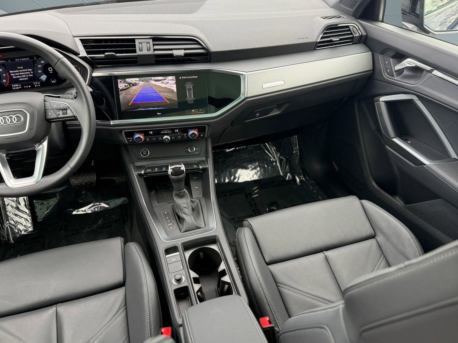 Certified 2025 Audi Q3 2.0T Premium w/ Convenience Package image 31