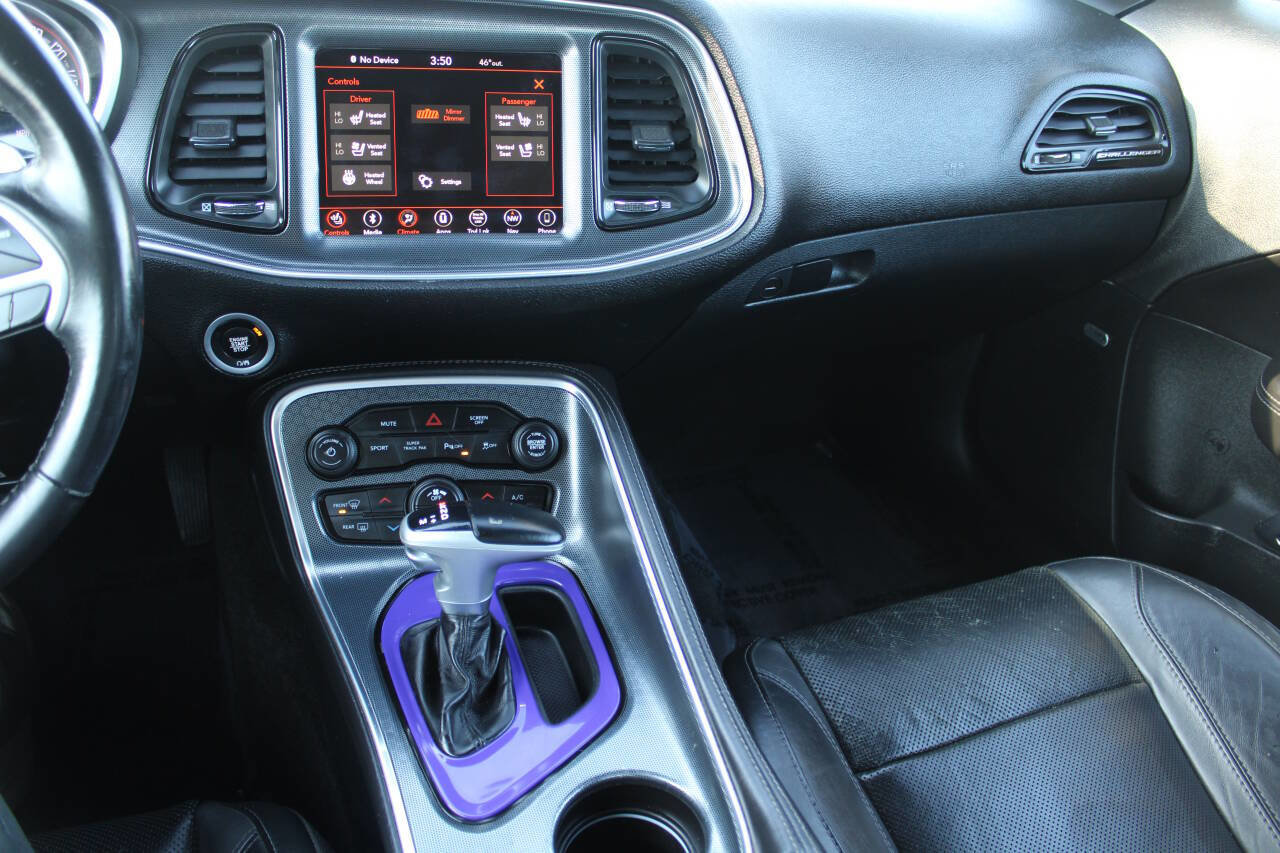 Used 2018 Dodge Challenger GT w/ Driver Convenience Group image 12