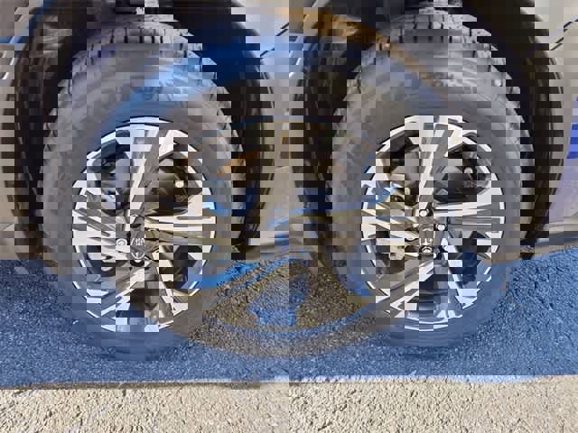 Certified 2025 Subaru Crosstrek 2.5i Premium image 12