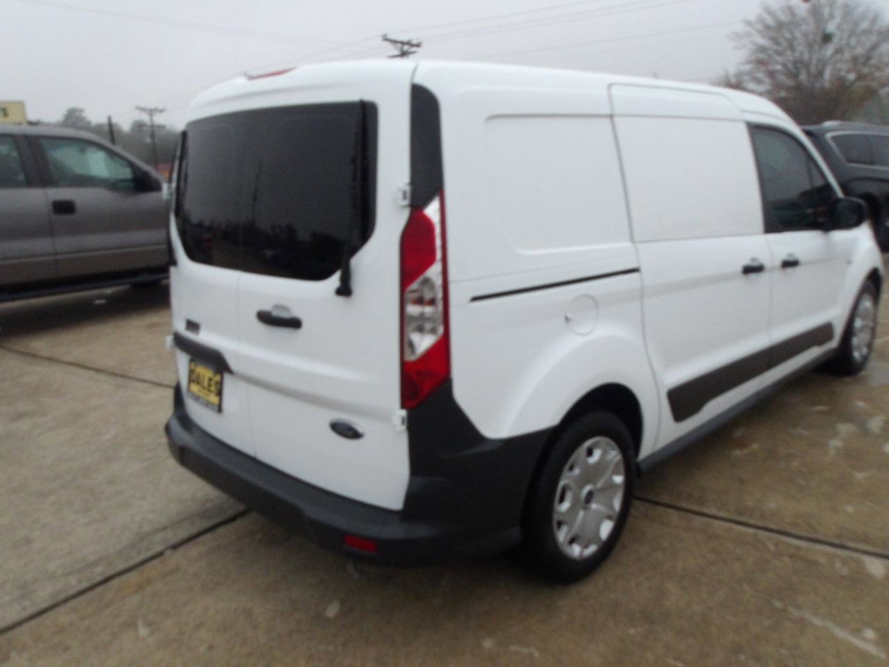 Used 2017 Ford Transit Connect XL FWD image 10