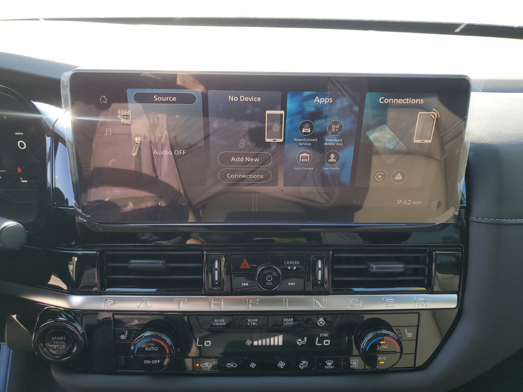 New 2026 Nissan Pathfinder SL FWD image 30