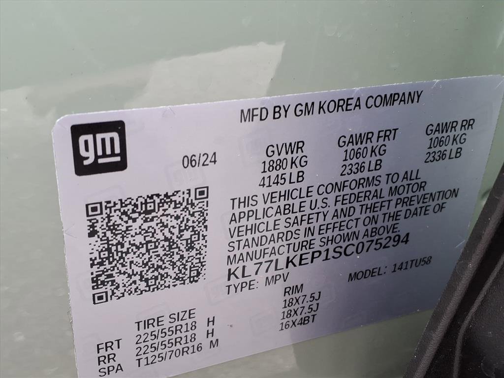 Used 2025 Chevrolet Trax ACTIV w/ Sunroof Package image 36