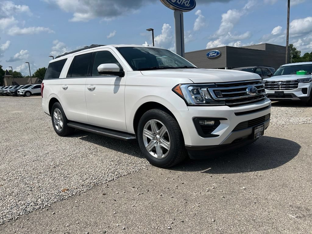 Used 2019 Ford Expedition Max XLT w/ Equipment Group 202A AWD/4WD image 2