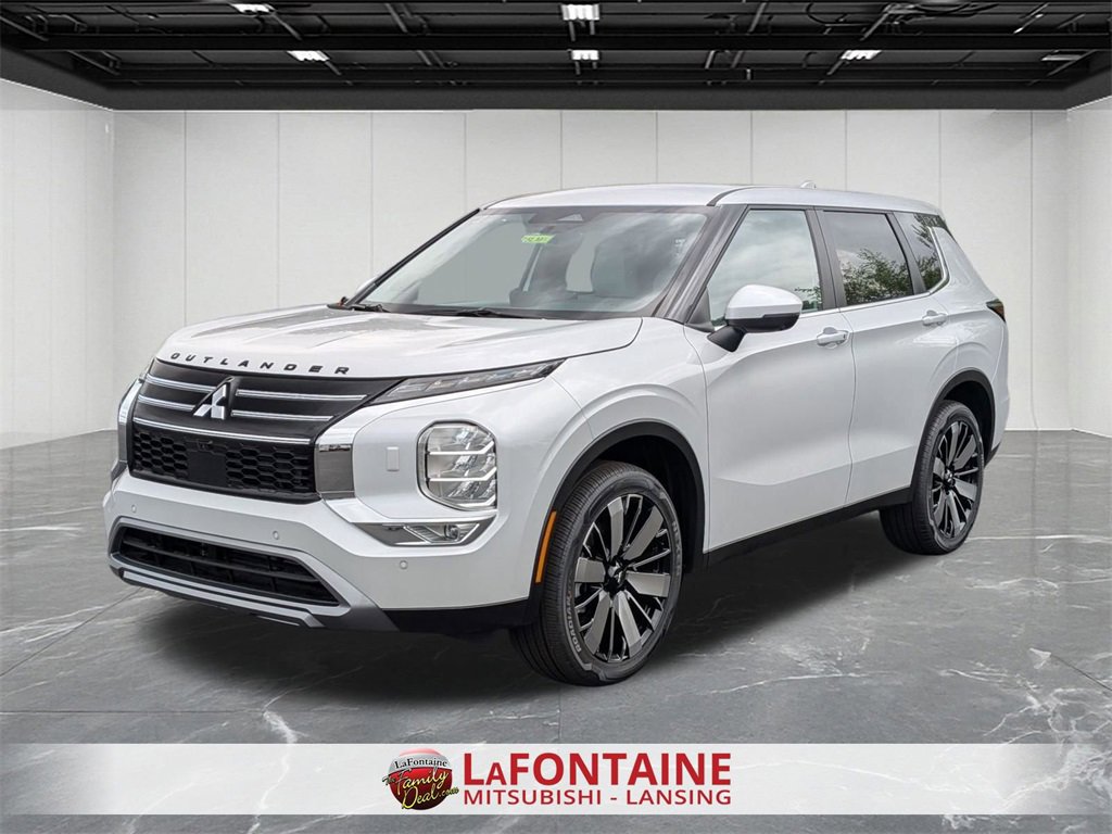 New 2025 Mitsubishi Outlander SE