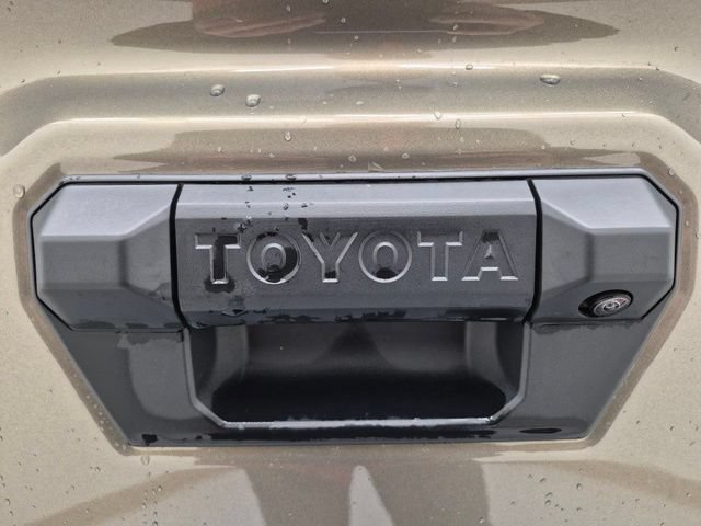 Used 2026 Toyota Tacoma TRD Sport AWD/4WD image 34