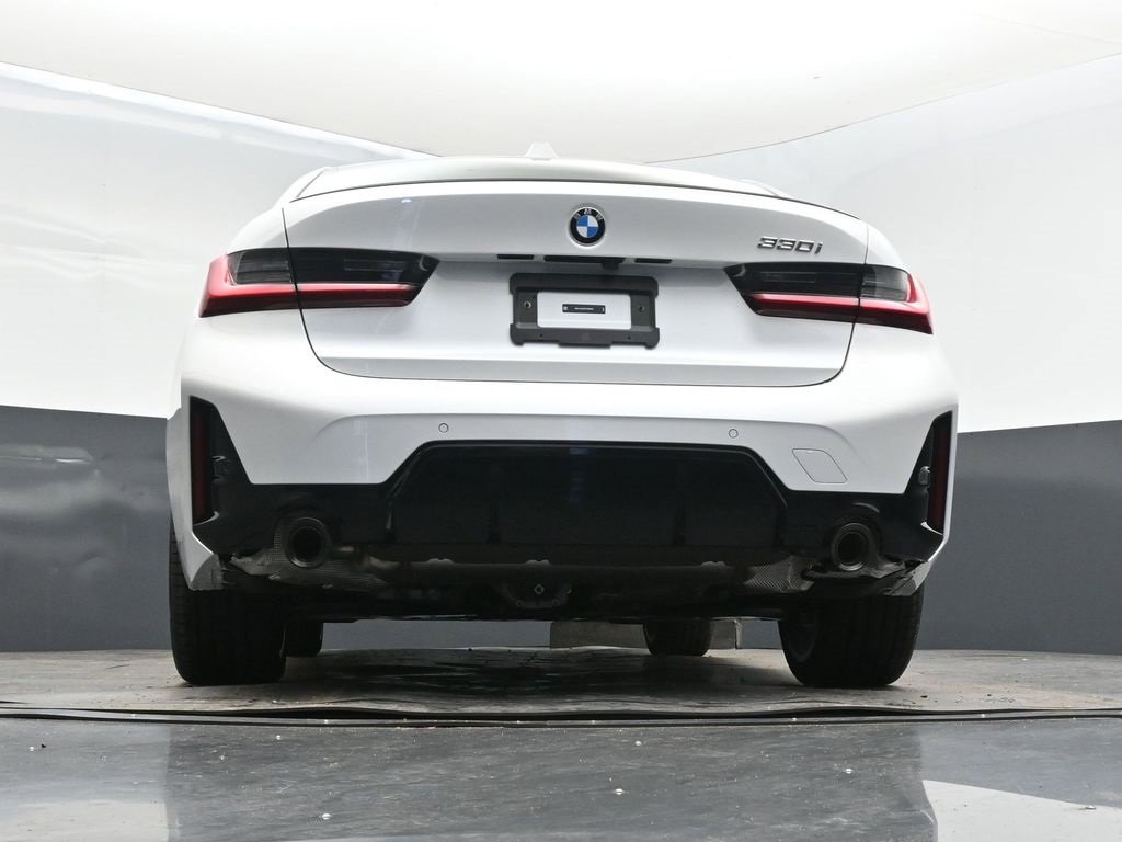 New 2026 BMW 330i Sedan w/ M Sport Package image 40