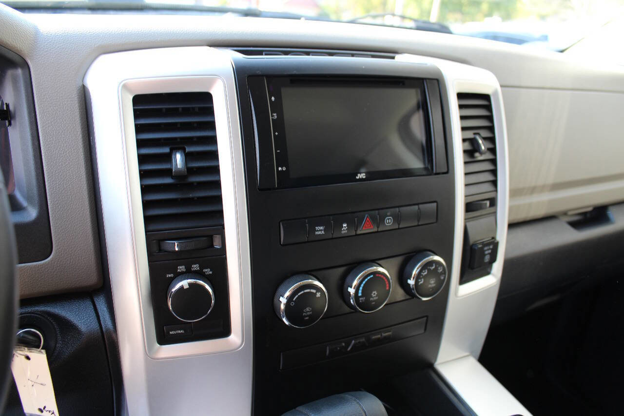 Used 2012 RAM 1500 Big Horn w/ Remote Start & Security Group image 17