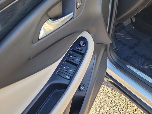 Used 2017 Buick Envision Preferred AWD/4WD image 17
