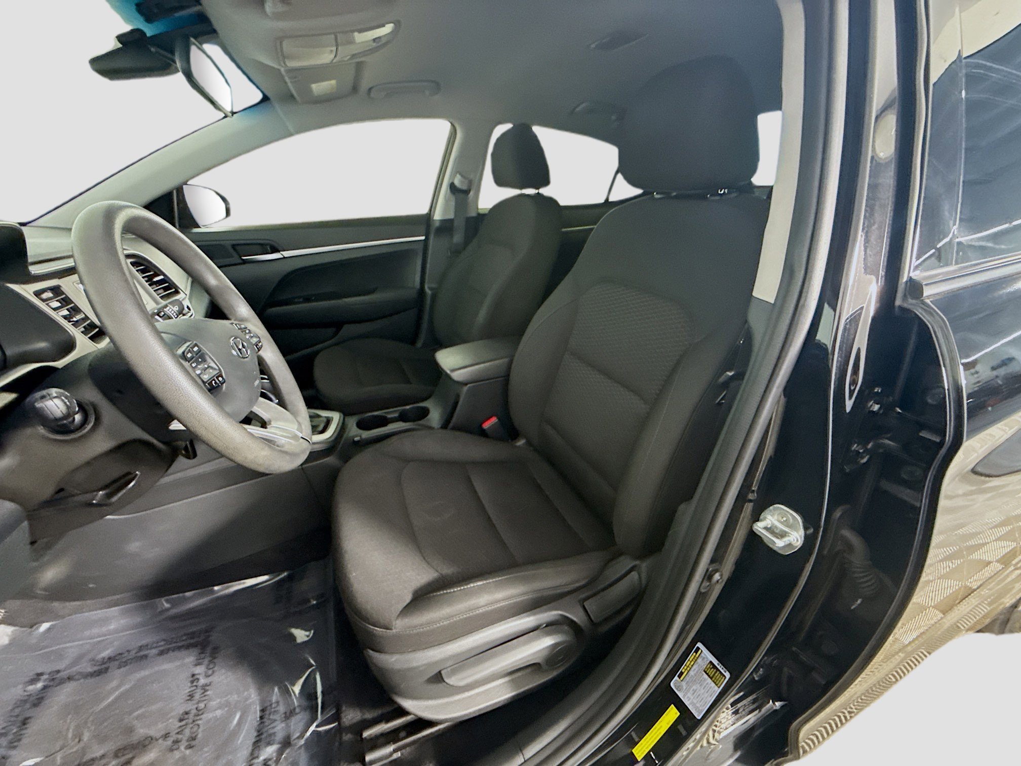 Used 2020 Hyundai Elantra SE w/ Cargo Package (C1) image 21