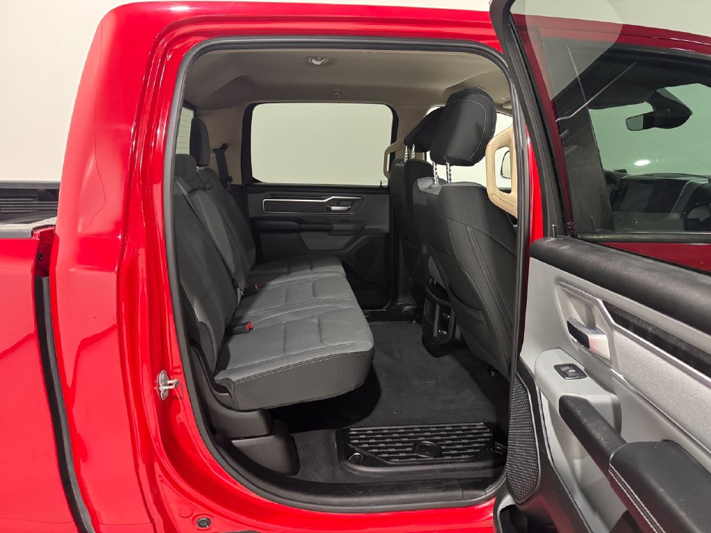 Used 2019 RAM 1500 Big Horn AWD/4WD image 23