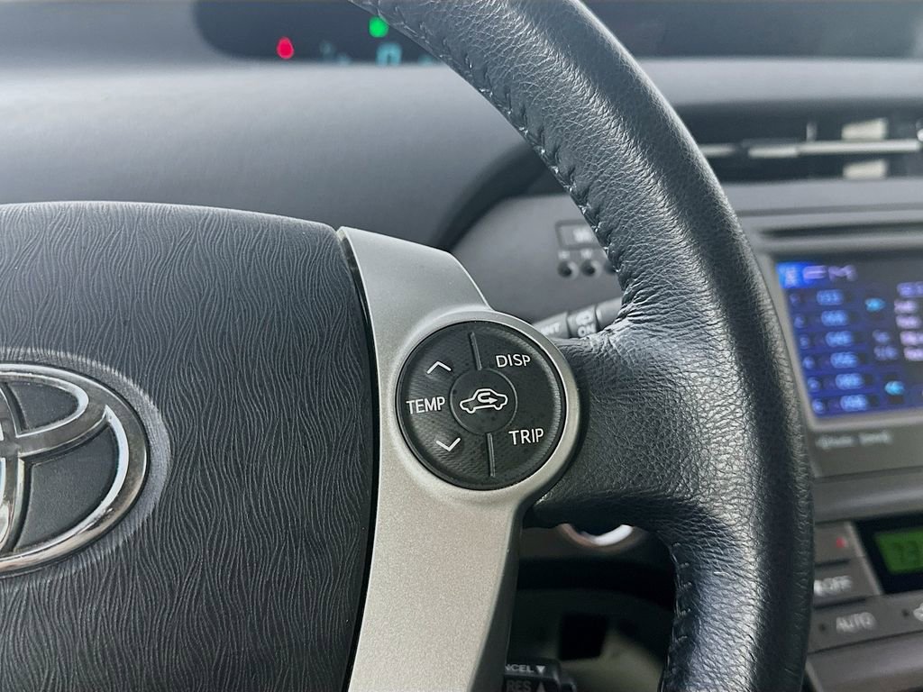 Used 2014 Toyota Prius Four FWD image 26