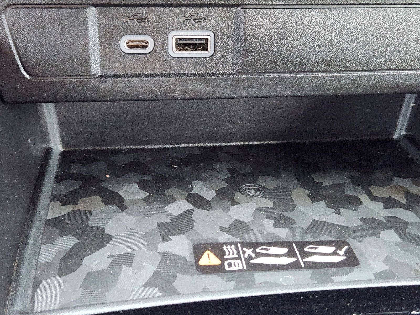 Used 2023 GMC Canyon AT4 w/ AT4 Premium Package image 16