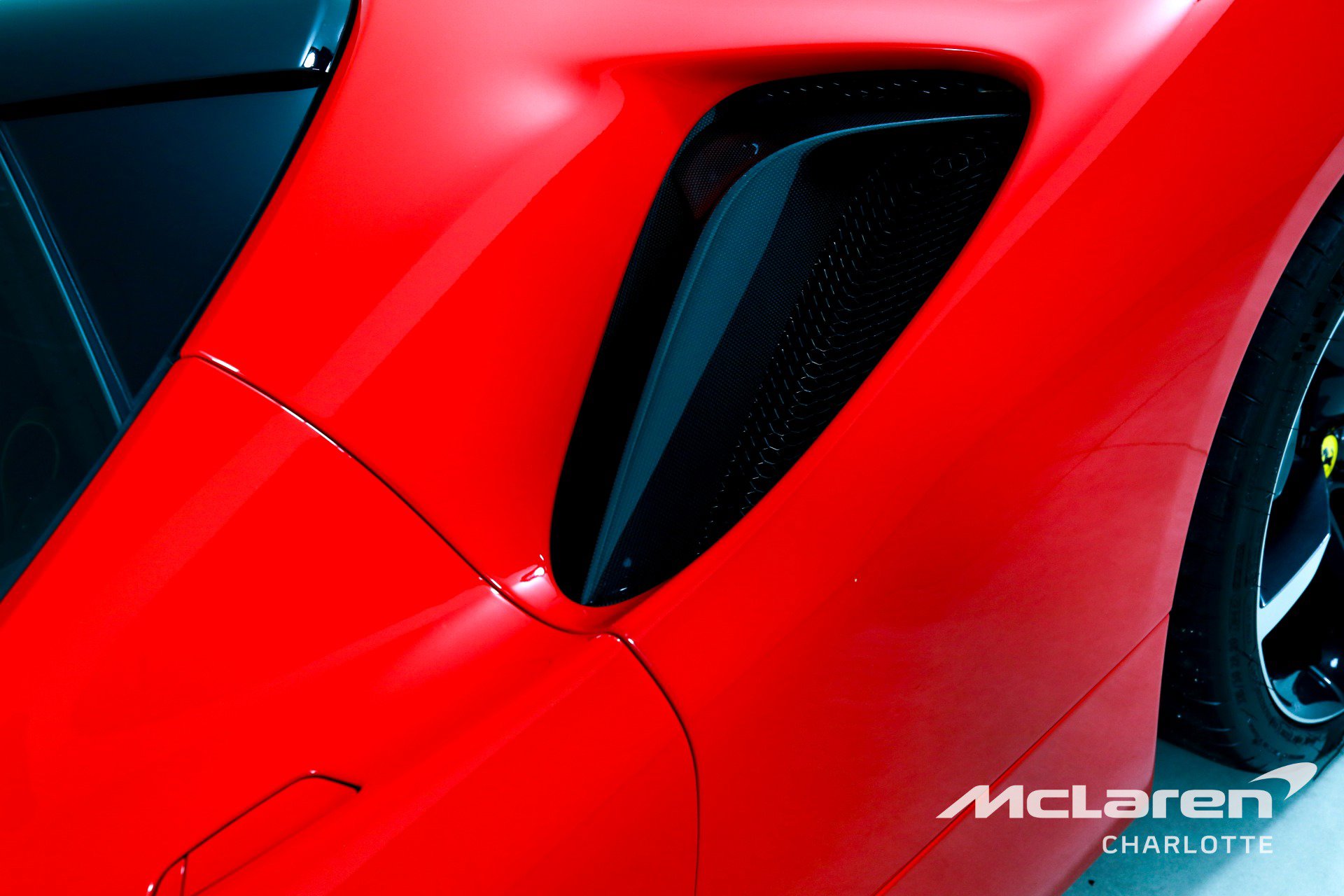 Used 2023 Ferrari SF90 Stradale AWD/4WD image 31