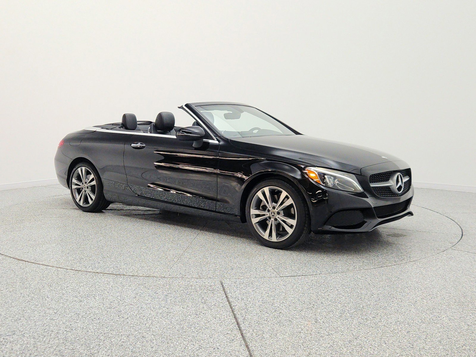 Used 2018 Mercedes-Benz C 300 Cabriolet image 3