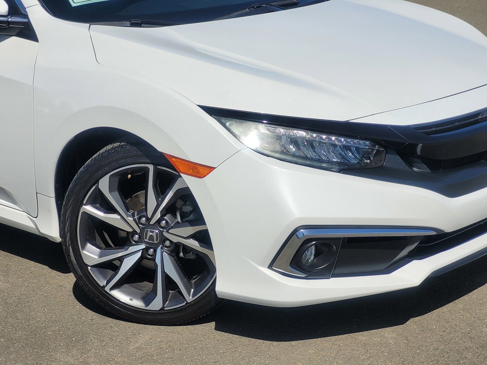 Used 2021 Honda Civic Touring image 3