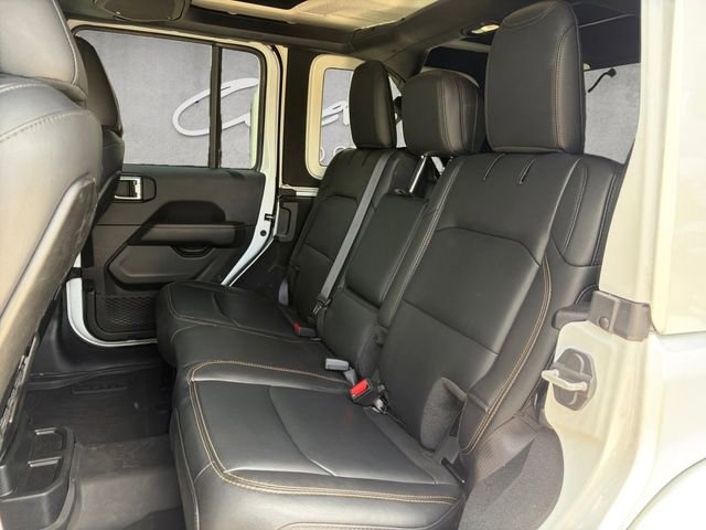 Used 2024 Jeep Wrangler Unlimited Sahara w/ Safety Group AWD/4WD image 22