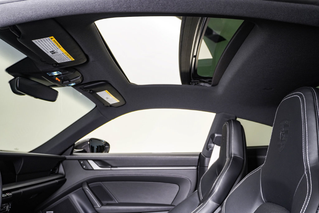 Certified 2024 Porsche 911 Carrera RWD image 19