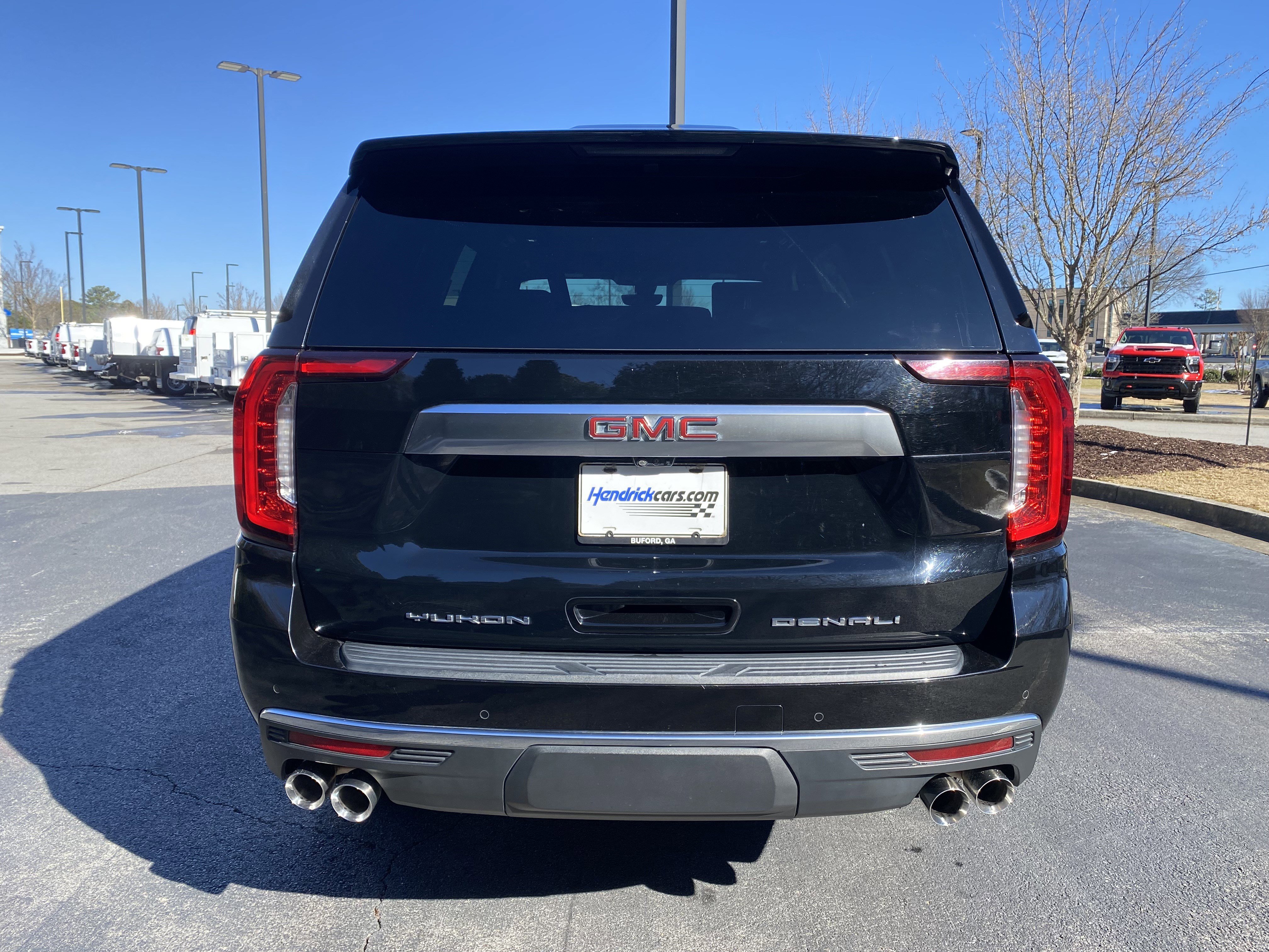 Used 2021 GMC Yukon Denali w/ Denali Premium Package image 8