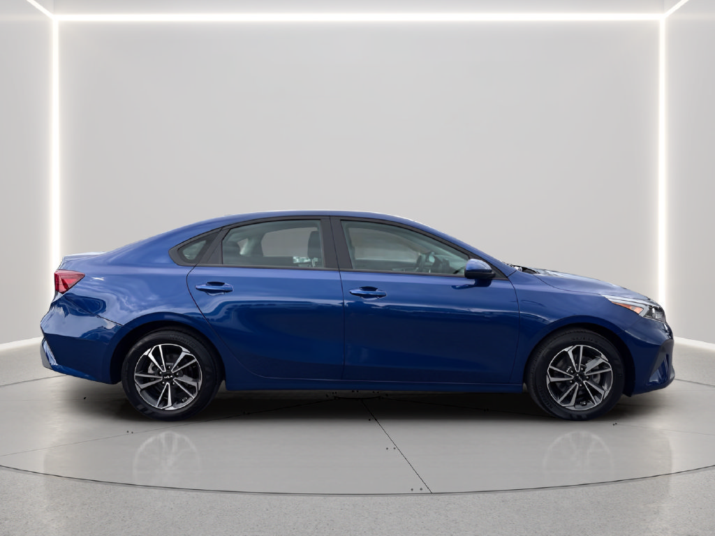 Certified 2024 Kia Forte LXS FWD image 6