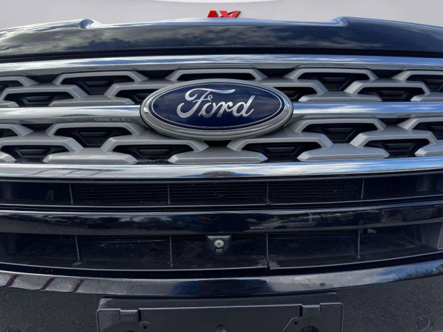 Used 2018 Ford Explorer Limited image 12