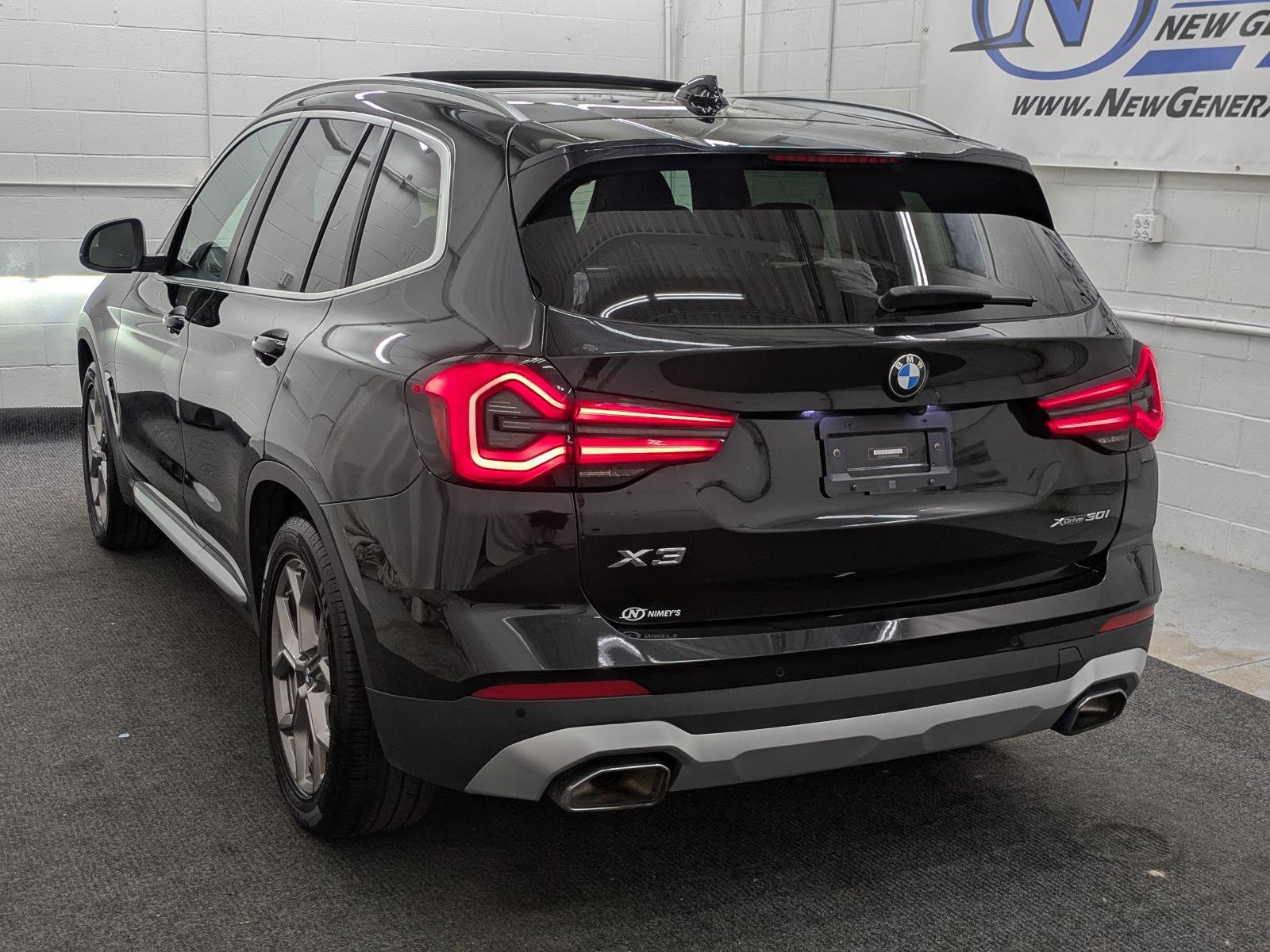 Used 2023 BMW X3 xDrive30i image 21