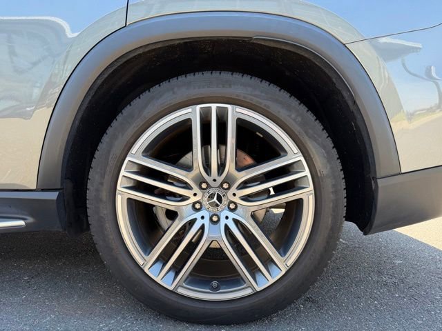 Certified 2023 Mercedes-Benz GLS 450 4MATIC image 11