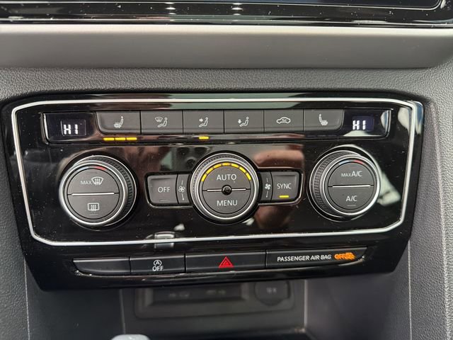 Used 2022 Volkswagen Atlas Cross Sport SEL image 21