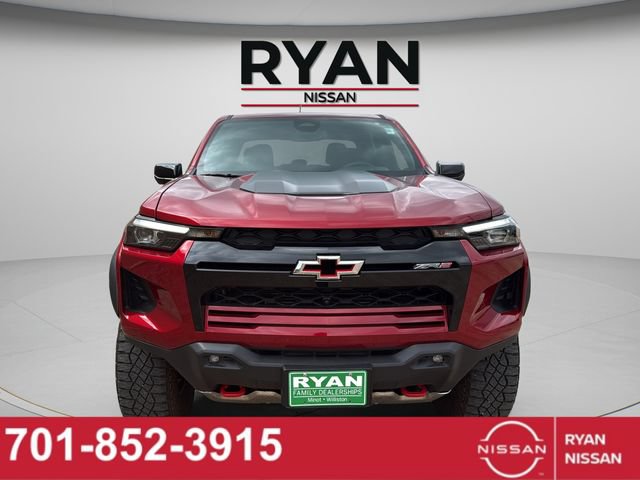 Used 2024 Chevrolet Colorado ZR2 w/ Technology Package AWD/4WD image 8