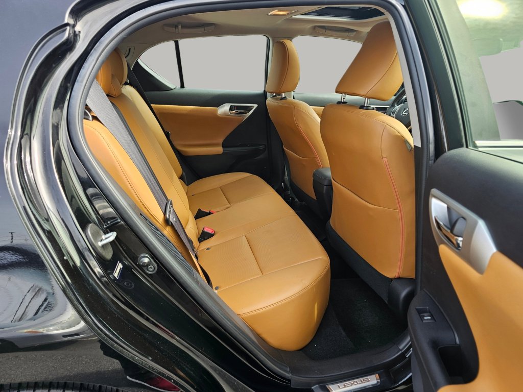 Used 2012 Lexus CT 200h Premium w/ Premium Audio Pkg image 24
