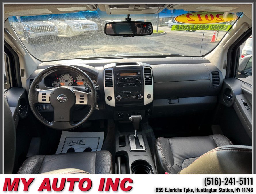 Used 2012 Nissan Xterra PRO-4X w/ Pro-4x Leather Pkg AWD/4WD image 11