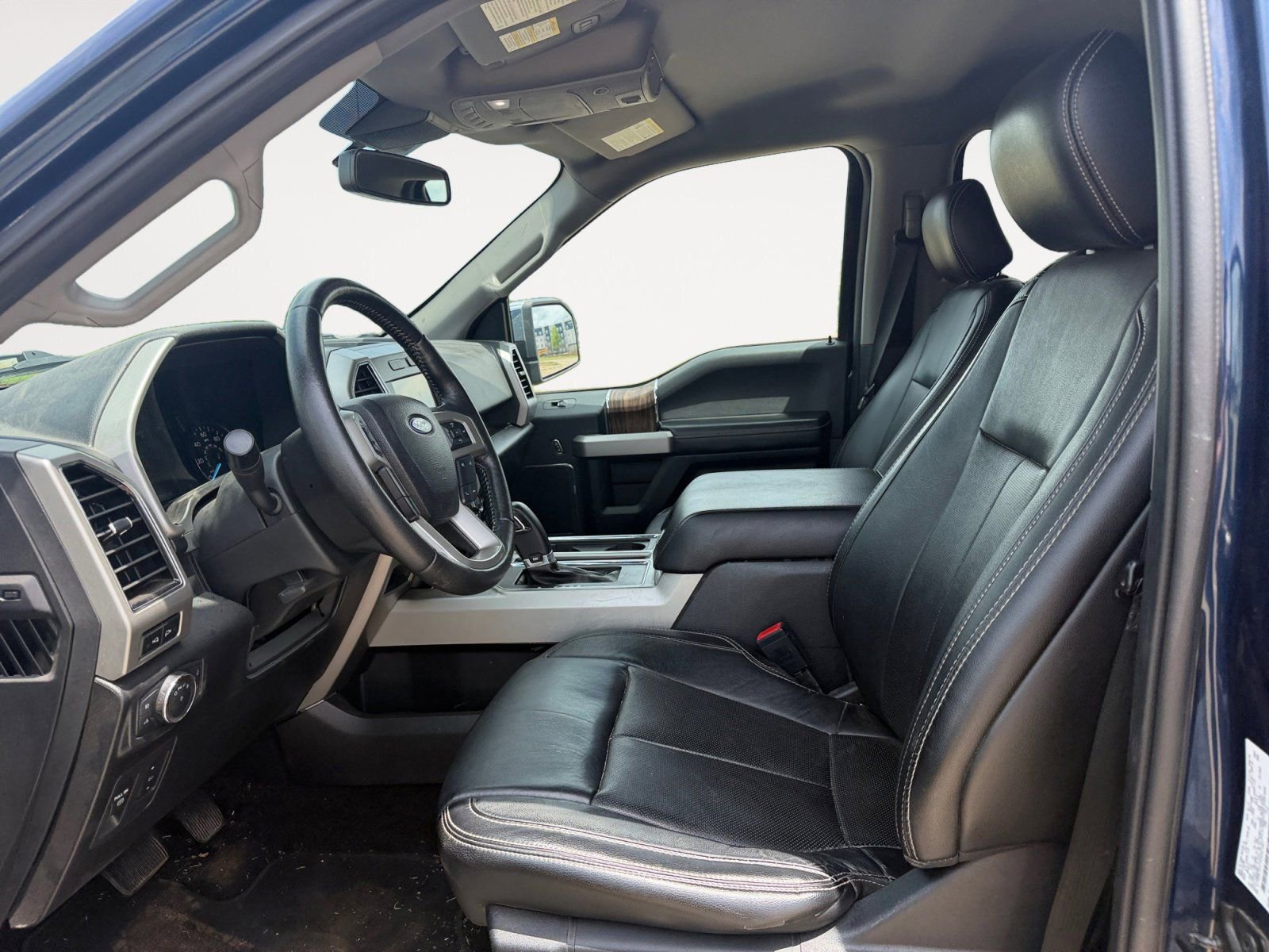 Used 2019 Ford F150 Lariat AWD/4WD image 9