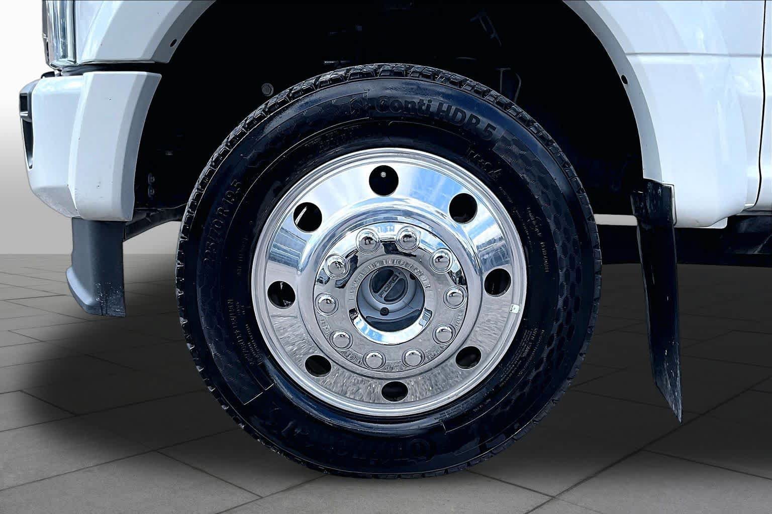 Used 2022 Ford F450 Limited w/ FX4 Off-Road Package AWD/4WD image 11