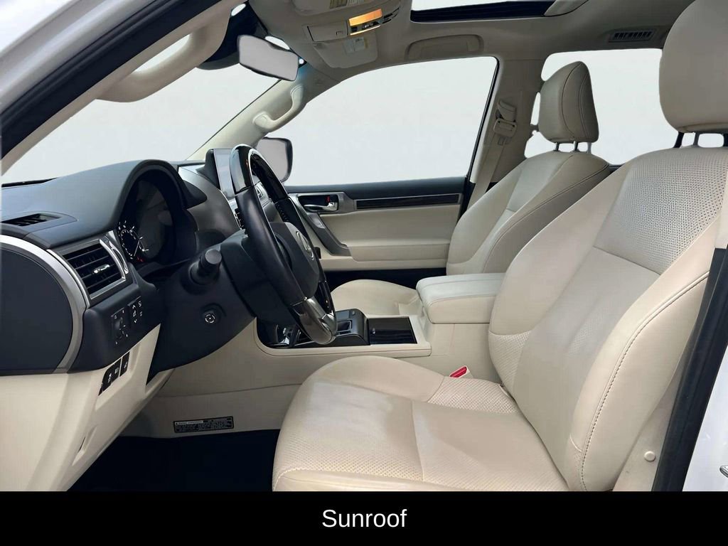 Used 2023 Lexus GX 460 Luxury w/ Accessory Package image 9