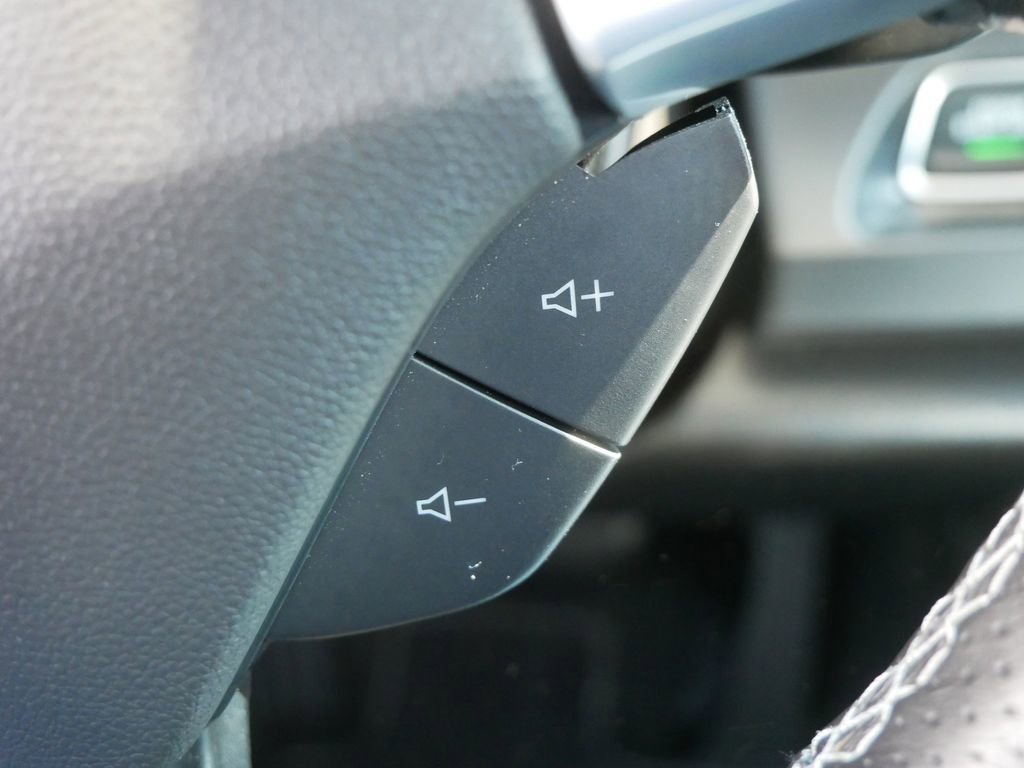 Used 2022 Chevrolet Camaro SS image 31