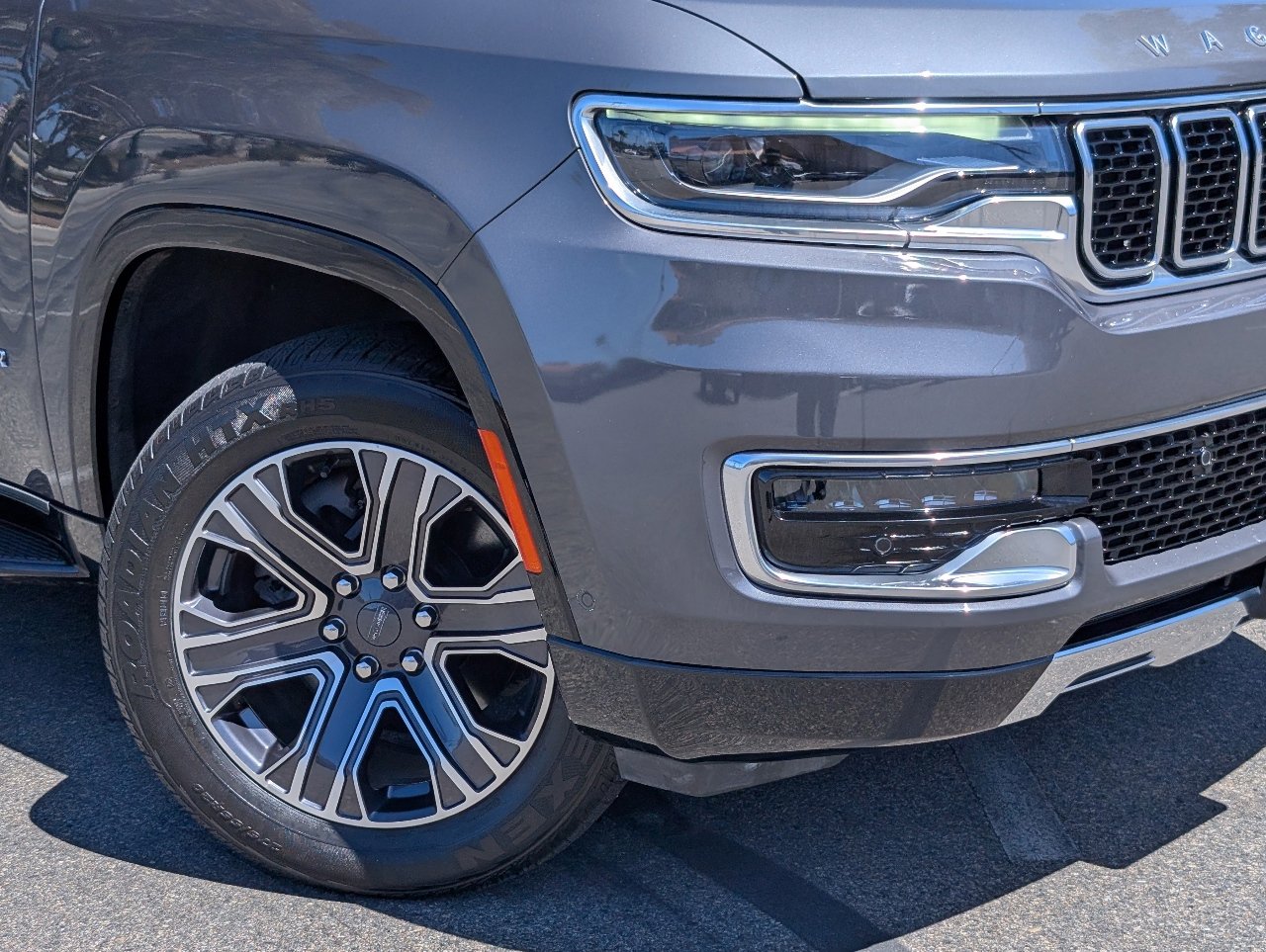 Used 2022 Jeep Wagoneer Series III image 11