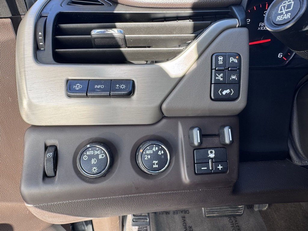 Used 2016 GMC Yukon XL Denali w/ Open Road Package image 22