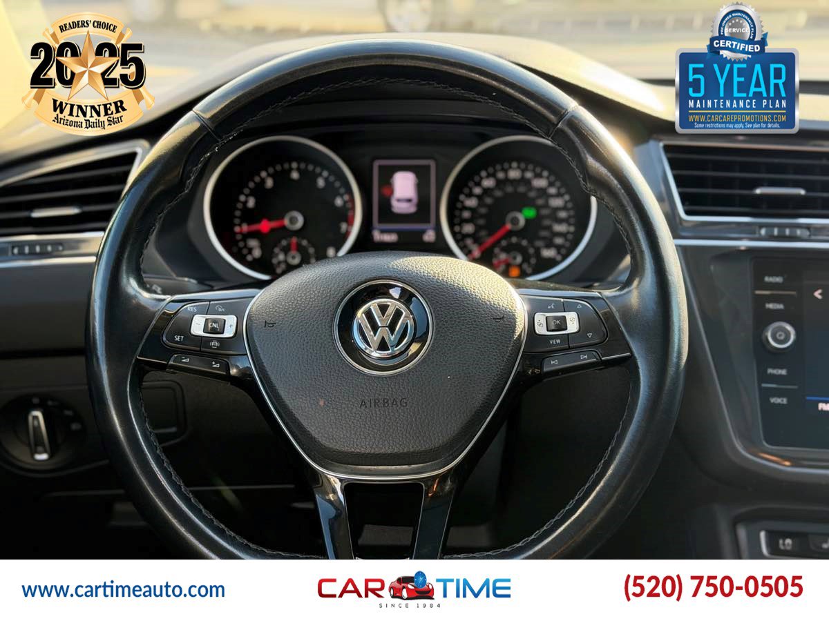 Used 2019 Volkswagen Tiguan SE w/ Panoramic Sunroof Package FWD image 11