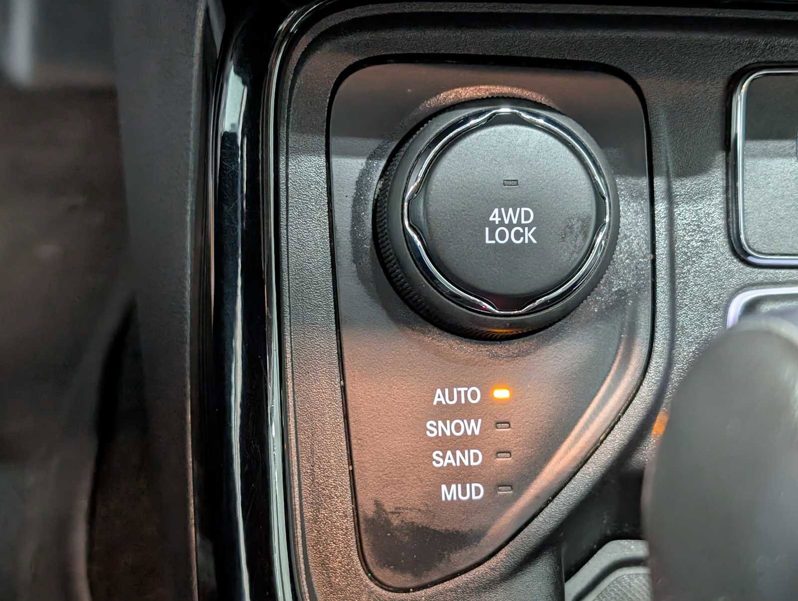 Used 2021 Jeep Compass Limited w/ Elite Exterior Group AWD/4WD image 31