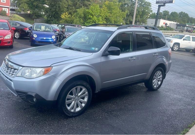 Used 2012 Subaru Forester 2.5X Limited AWD/4WD image 11