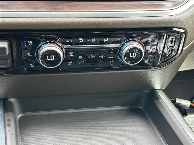 New 2026 GMC Sierra 2500 SLT w/ SLT Premium Package AWD/4WD image 34