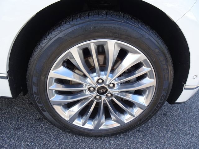 Used 2020 Ford Edge Titanium w/ Equipment Group 301A AWD/4WD image 35