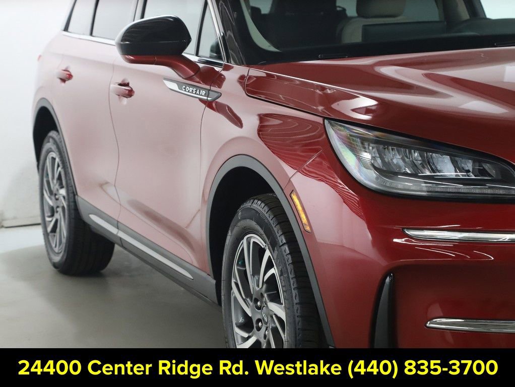 Certified 2024 Lincoln Corsair AWD image 9