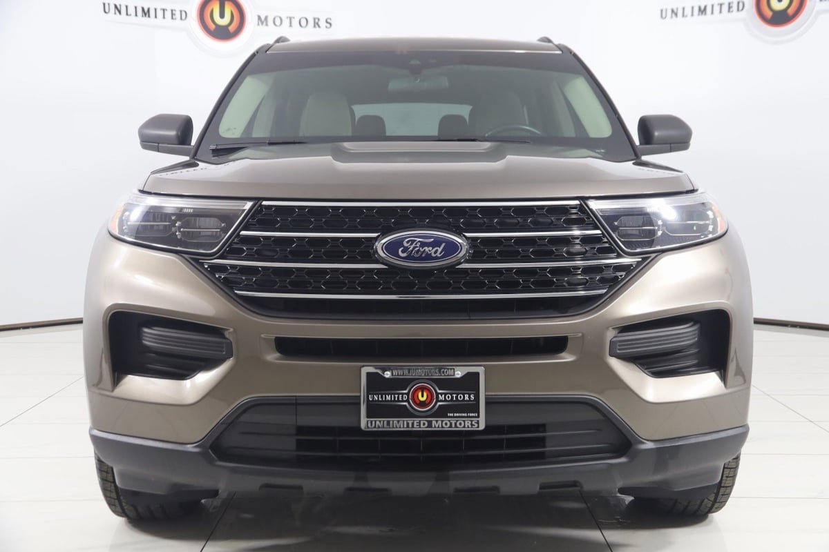 Used 2021 Ford Explorer XLT AWD/4WD image 51