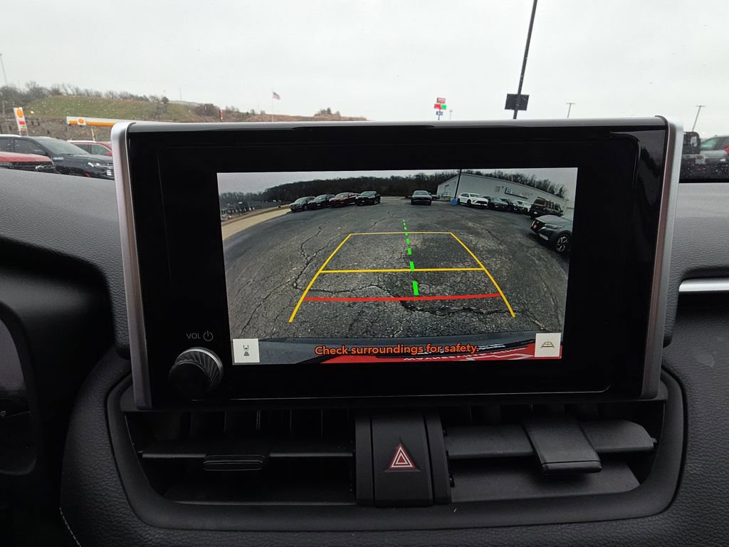 Used 2025 Toyota RAV4 XLE image 22